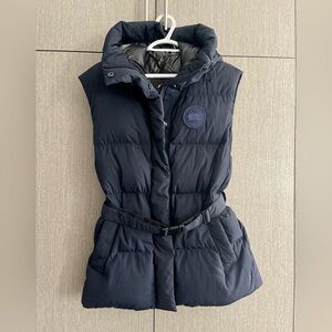 Canada Goose Marlow belted vest in blue. Lightweight fill.